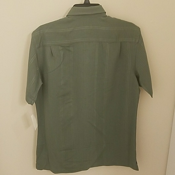 Van Heusen Wicking/Cooling Button Down Shirt NWT S - Picture 5 of 5